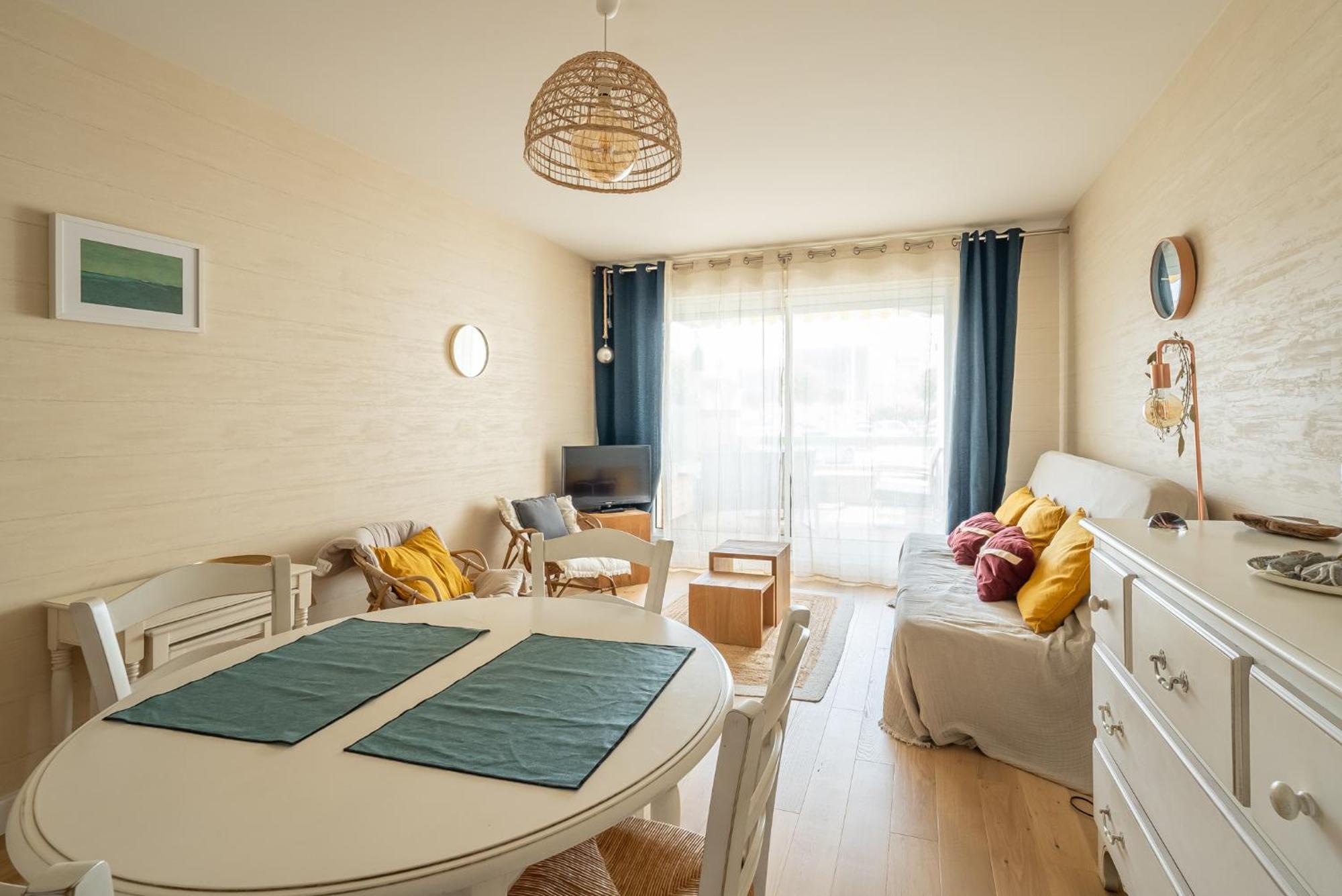 Agreable Appartement Et Terrasse A 2 Pas De La Mer Wimereux Exterior photo